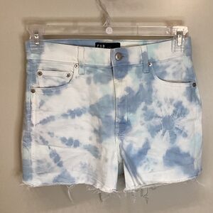 Gap high waisted tie dye Jean shorts 3.5 inch Women’s
